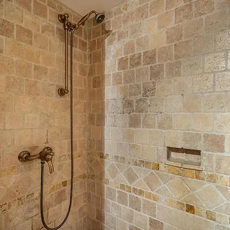 Mimosas By Interhome Carqueiranne